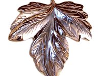 Large 2 -3/8 Inch Leaf Stamping