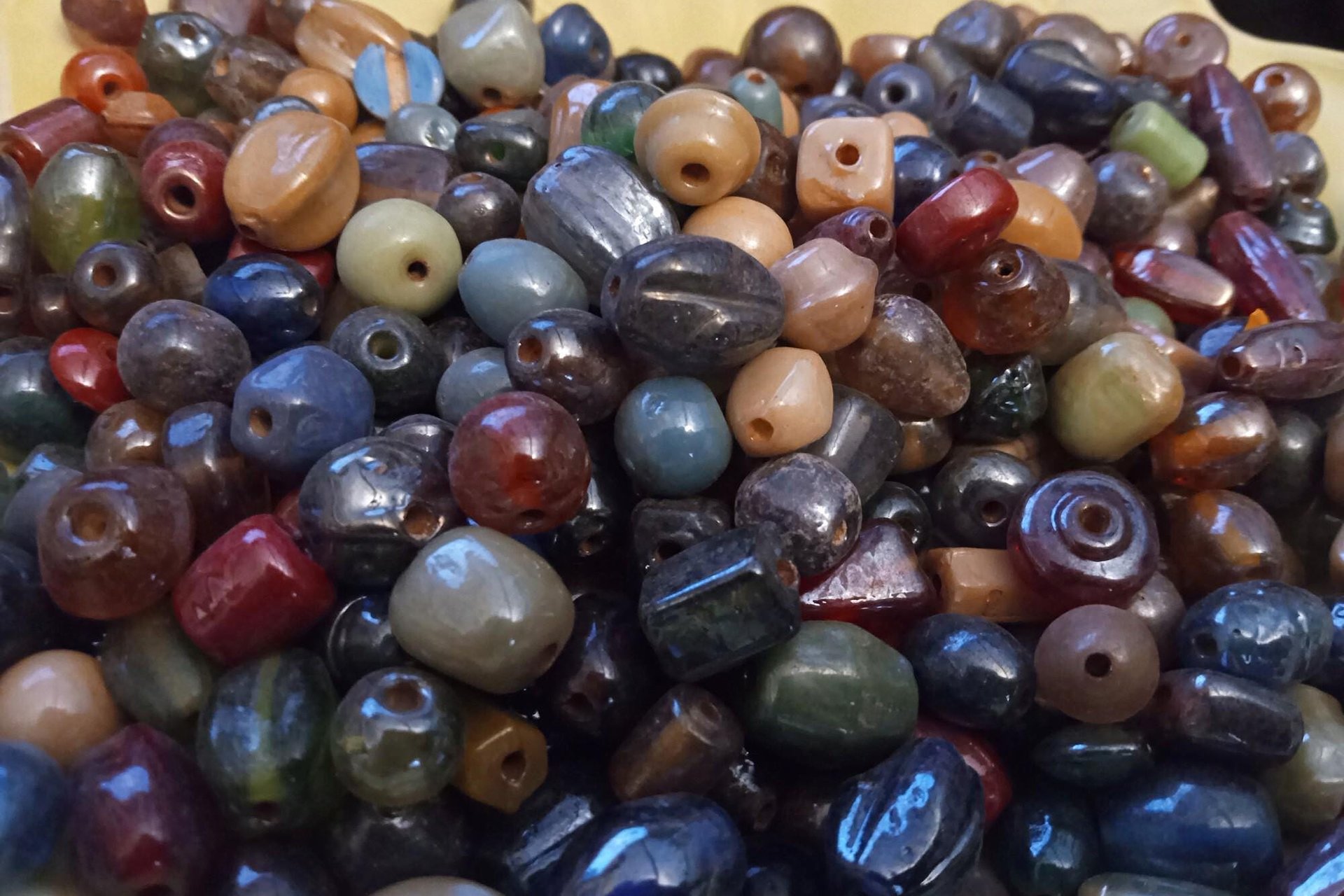 Vintage Assorted Mix of Beads