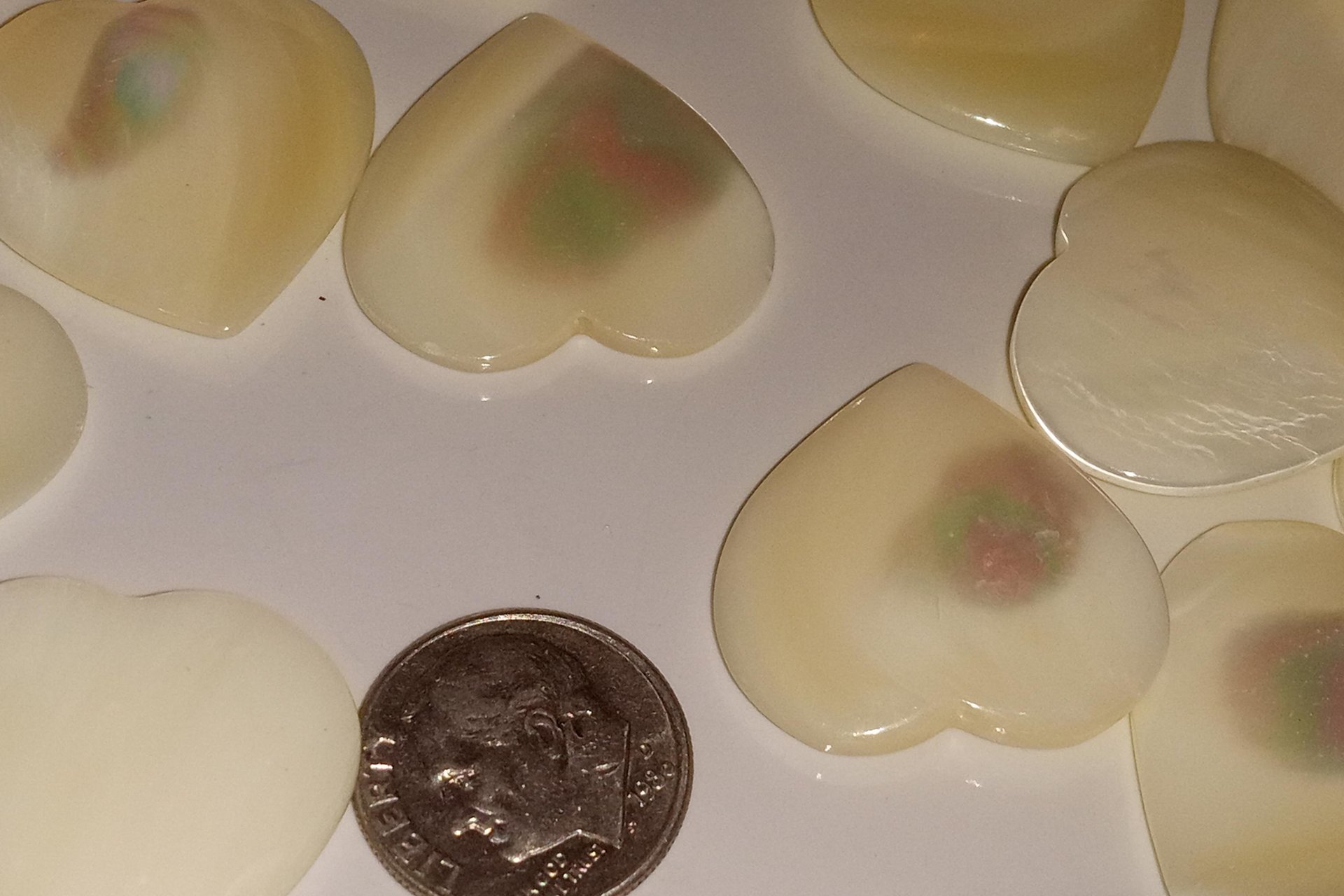 Genuine Mother of Pearl Heart Shaped Pendant 25mm