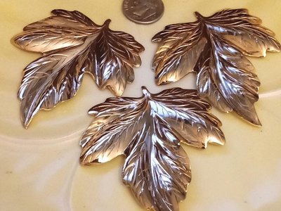 Large 2 -3/8 Inch Leaf Stamping